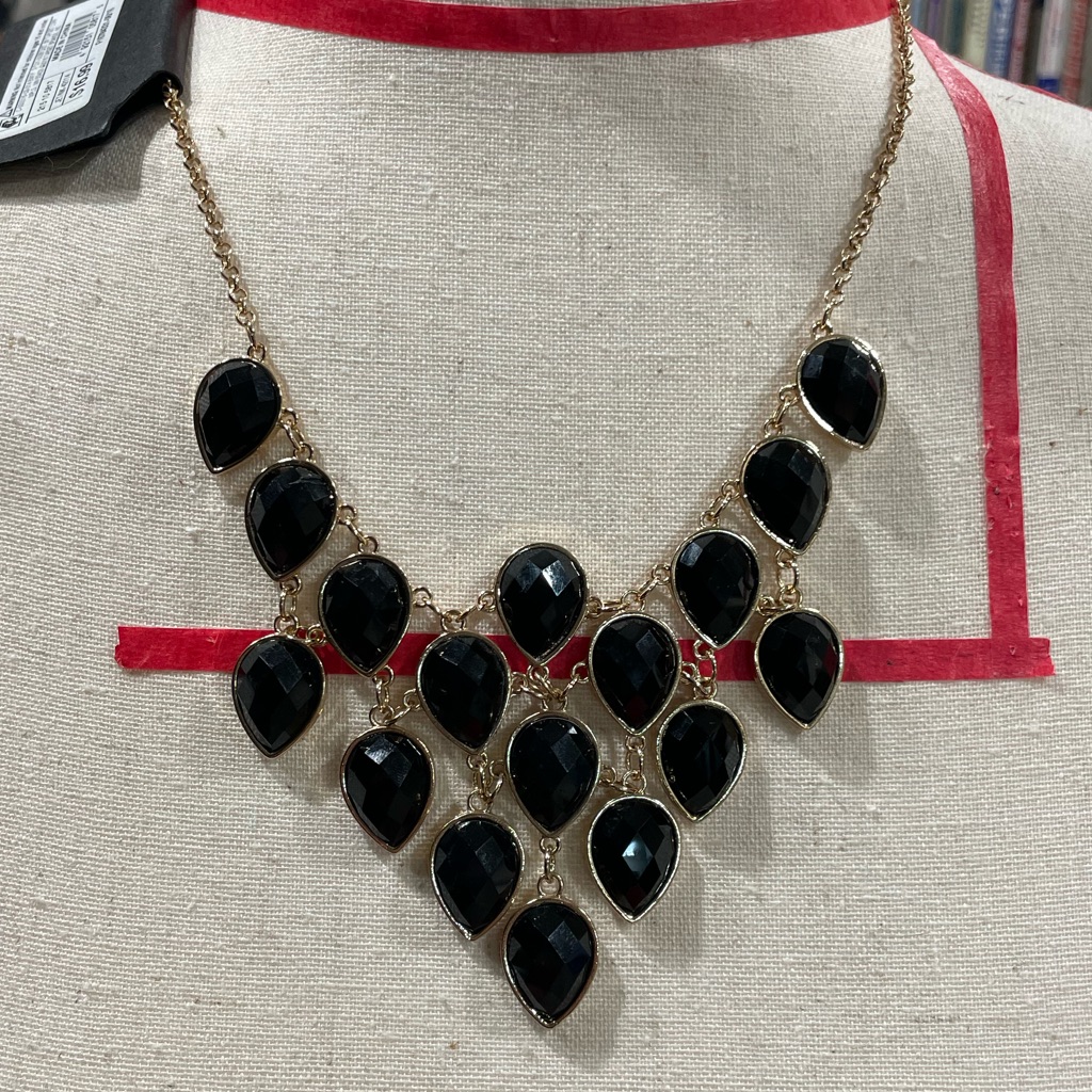 Statement Necklace Black And Gold Nwt